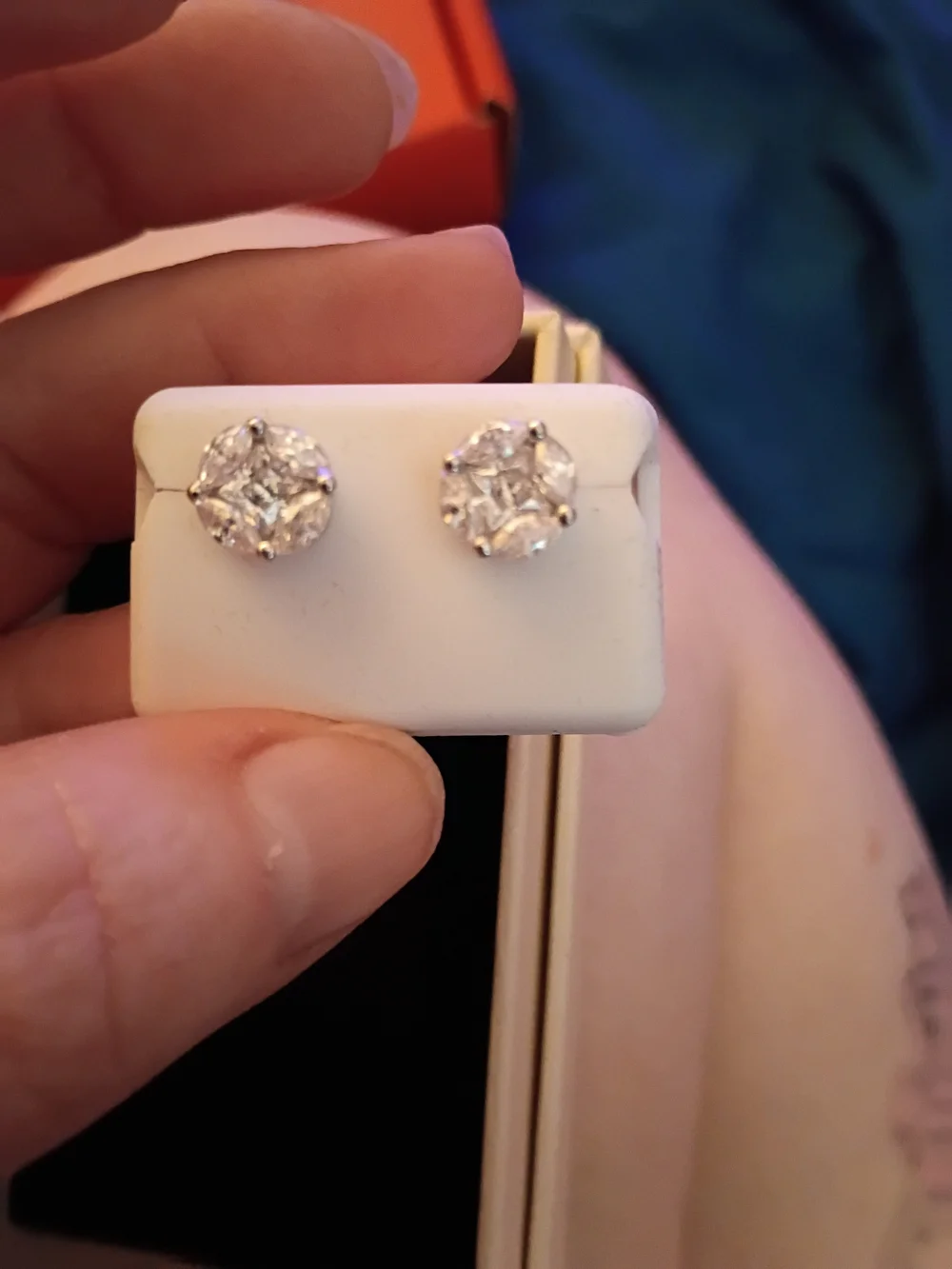 Diamond Round Cluster Stud Earrings - White/Silver